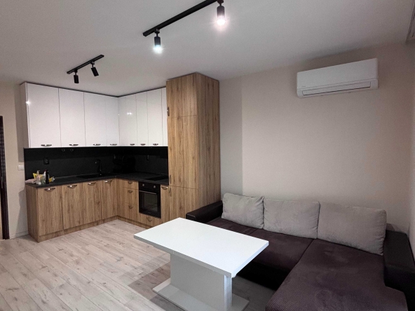 Дава се под наем Двустаен апартамент в Бургас, Меден рудник - зона А - 65 кв.м за 378.93 € - Снимка #1