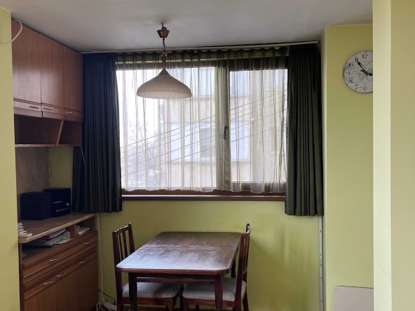 Дава се под наем Двустаен апартамент в Русе, Дружба 2 - 76 кв.м за 278.97 € - Снимка #1