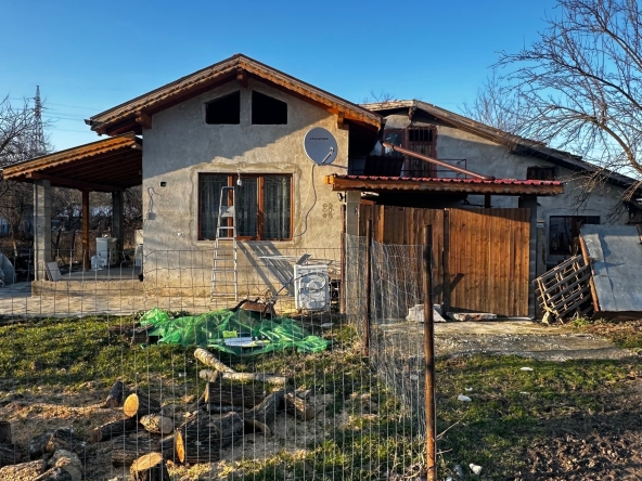 Къща в Берковица - 140 кв.м за 292 €/кв.м - Снимка #1