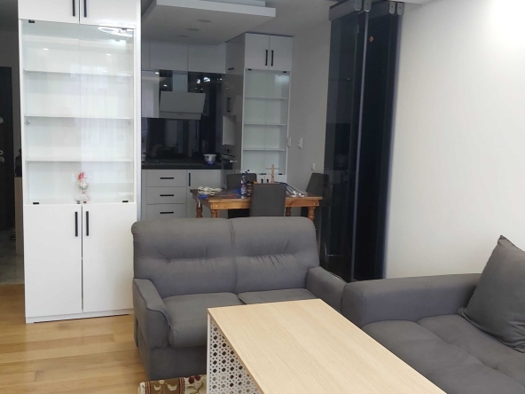 Дава се под наем Двустаен апартамент в София, Връбница 2 - 68 кв.м за 648.21 € - Снимка #1