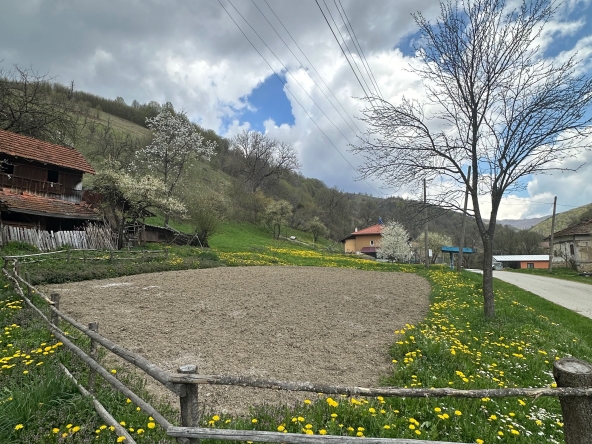 Парцел в с. Васильово, Област Ловеч - 2000 кв.м за 32 €/кв.м - Снимка #1