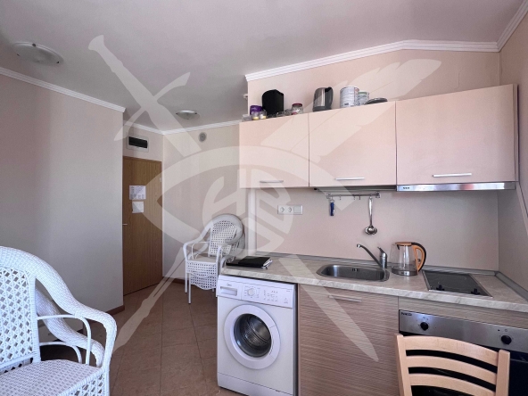 Двустаен апартамент в к.к. Слънчев бряг - 60 кв.м за 468 €/кв.м - Снимка #1