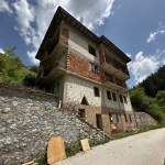 Къща в с. Жребево, Област Смолян - 756 кв.м за 106 €/кв.м - Снимка #1