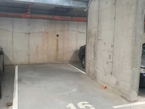 Дава се под наем Гараж / Паркомясто в София, Сердика - 13 кв.м за 90 € - Снимка #1