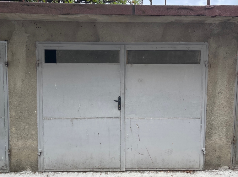 Гараж / Паркомясто в Севлиево - 20 кв.м за 638 €/кв.м - Снимка #1