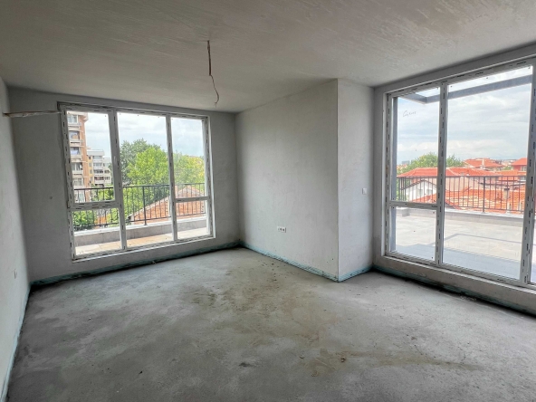 Тристаен апартамент в Пловдив, Център - 188 кв.м за 1540 €/кв.м - Снимка #1