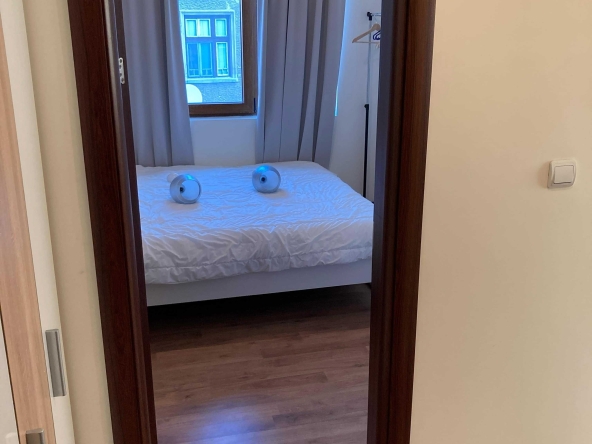 Дава се под наем Двустаен апартамент в Пазарджик, Идеален център - 48 кв.м за 229.5 € - Снимка #1