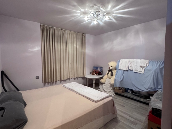 Четиристаен апартамент в Благоевград, Широк център - 100 кв.м за 1500 €/кв.м - Снимка #1