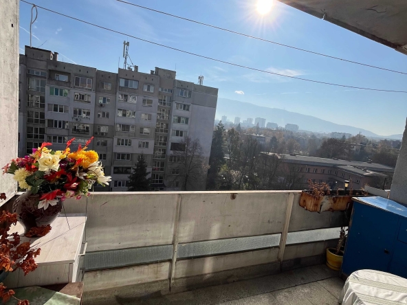 Двустаен апартамент в София, Гевгелийски - 65 кв.м за 2170 €/кв.м - Снимка #1