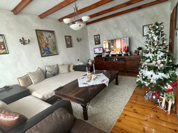 Многостаен апартамент в Самоков - 260 кв.м за 693 €/кв.м - Снимка #1