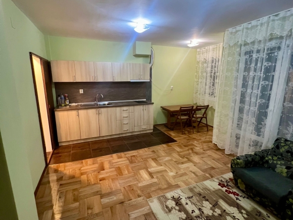 Дава се под наем Двустаен апартамент в Силистра, Център - 60 кв.м за 229.5 € - Снимка #1