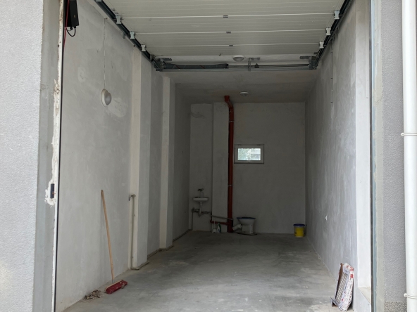 Дава се под наем Гараж / Паркомясто в Стара Загора, Самара 3 - 26 кв.м за 127.5 € - Снимка #1