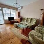 Дава се под наем Тристаен апартамент в Пловдив, Мараша - 100 кв.м за 510 € - Снимка #1