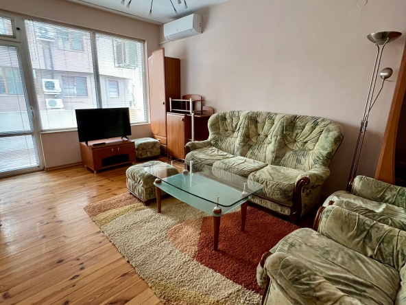 Дава се под наем Тристаен апартамент в Пловдив, Мараша - 100 кв.м за 510 € - Снимка #1