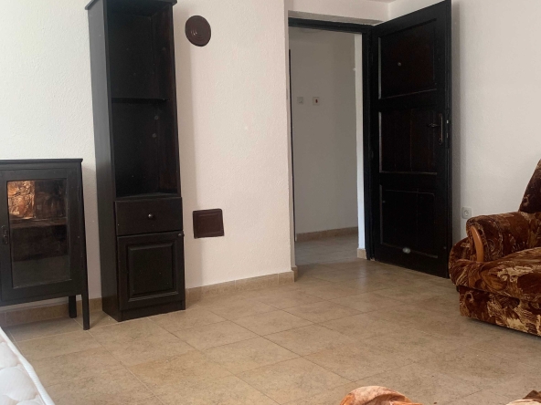 Дава се под наем Етаж от къща в София, Орландовци - 70 кв.м за 357 € - Снимка #1