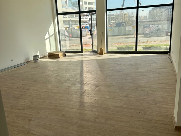 Дава се под наем Магазин в София, Дружба 2 - 57 кв.м за 1140 € - Снимка #1