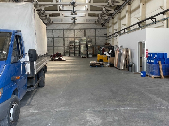 Дава се под наем Склад в Пловдив, Съдийски - 150 кв.м за 612 € - Снимка #1