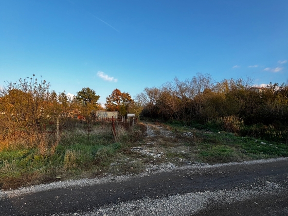 Къща в с. Радишево, Област Плевен - 90 кв.м за 589 €/кв.м - Снимка #1