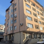 Дава се под наем Двустаен апартамент в Велико Търново, Център - 60 кв.м за 280.5 € - Снимка #1