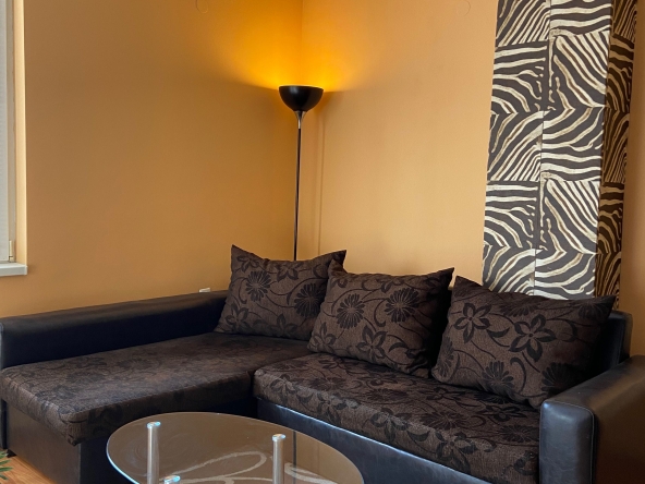 Дава се под наем Двустаен апартамент в Пловдив, Въстанически - 65 кв.м за 382.5 € - Снимка #1