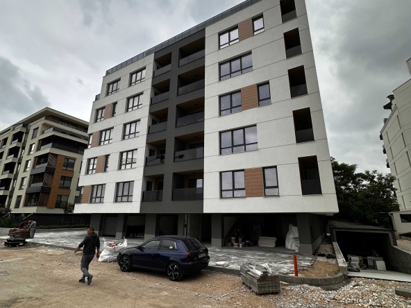 Двустаен апартамент в Пловдив, Христо Смирненски - 76 кв.м за 1474 €/кв.м - Снимка #1