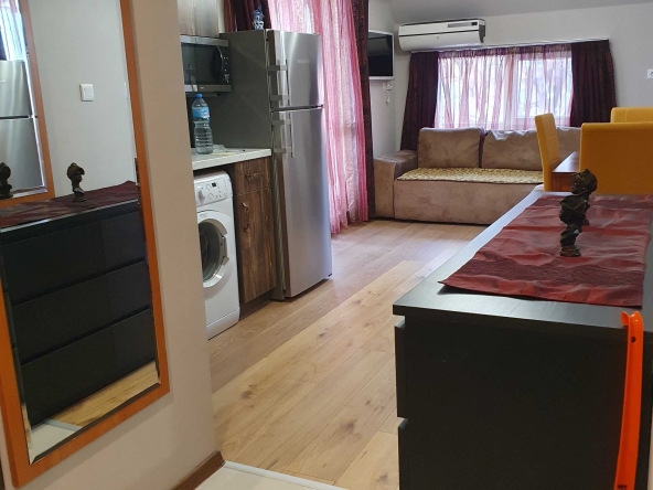 Дава се под наем Двустаен апартамент в Варна, Аспарухово - 50 кв.м за 382.5 € - Снимка #1