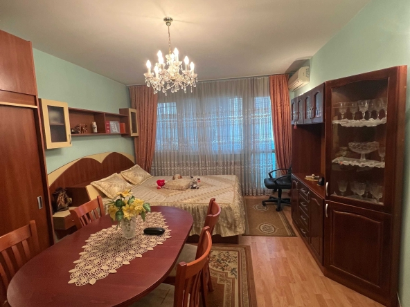 Едностаен апартамент в Добрич, Център - 47 кв.м за 1383 €/кв.м - Снимка #1