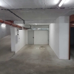 Дава се под наем Гараж / Паркомясто в София, Зона Б-18 - 38 кв.м за 305.49 € - Снимка #1