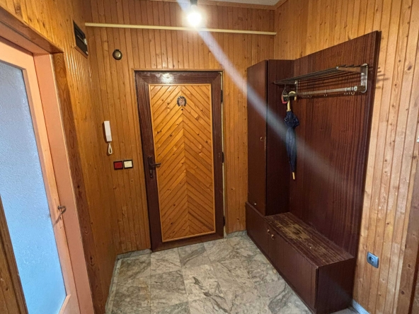 Двустаен апартамент в Плевен, Дружба 2 - 71 кв.м за 1296 €/кв.м - Снимка #1