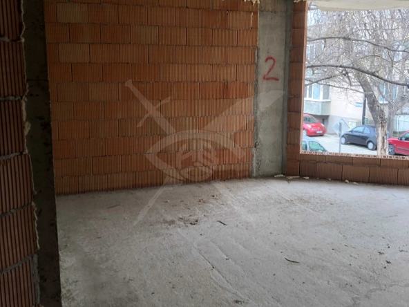 Двустаен апартамент в Пловдив, Център - 63 кв.м за 1334 €/кв.м - Снимка #1