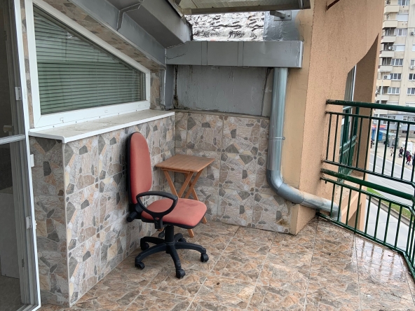 Дава се под наем Двустаен апартамент в Русе, Център - 45 кв.м за 193.8 € - Снимка #1