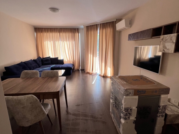 Дава се под наем Тристаен апартамент в Хасково, Промишлена зона - Юг - 100 кв.м за 357 € - Снимка #1