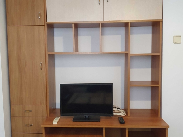 Дава се под наем Двустаен апартамент в Пловдив, Старият град - 500 кв.м за 357 € - Снимка #1