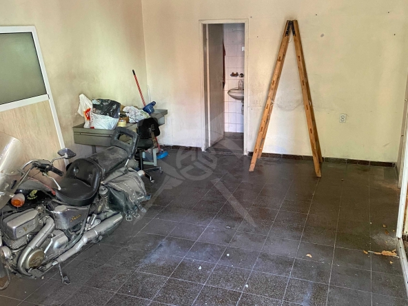 Магазин в Пловдив, Център - 74 кв.м за 1203 €/кв.м - Снимка #1