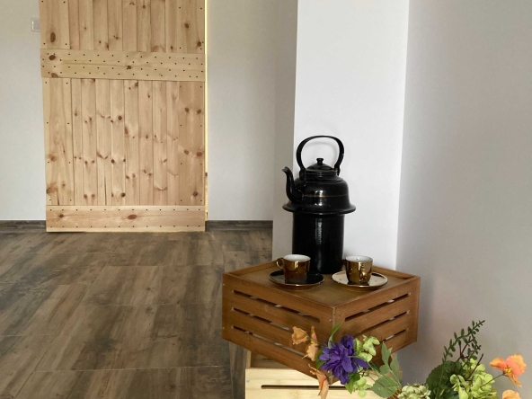 Дава се под наем Магазин в Стара Загора, Индустриална зона - изток - 50 кв.м за 230 € - Снимка #1