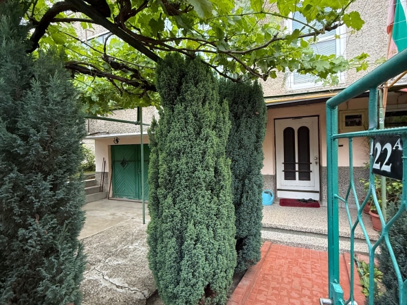 Къща в Разград, Център - 210 кв.м за 656 €/кв.м - Снимка #1