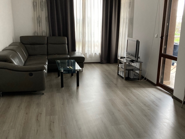 Дава се под наем Тристаен апартамент в Стара Загора, Била - 95 кв.м за 495 € - Снимка #1