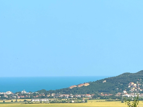 Парцел в с. Рогачево, Област Добрич - 500 кв.м за 70 €/кв.м - Снимка #1