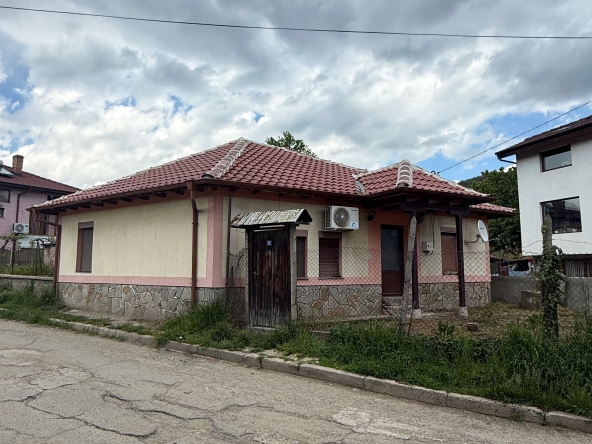 Къща в Калофер - 70 кв.м за 2215 €/кв.м - Снимка #1