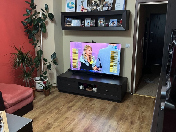 Двустаен апартамент в Плевен, Дружба 4 - 64 кв.м за 1172 €/кв.м - Снимка #1