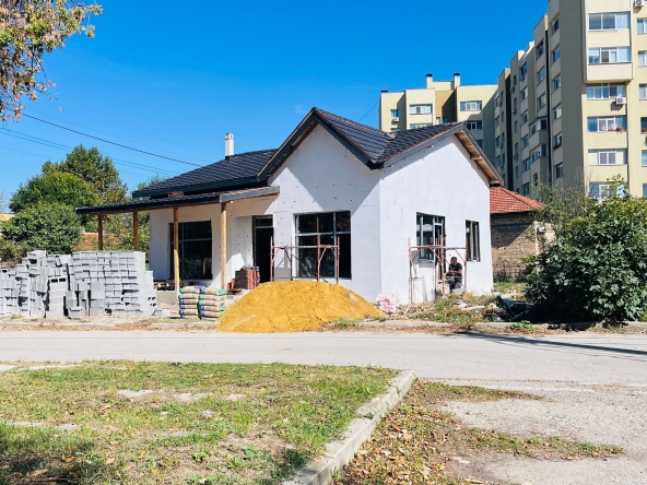 Къща в Нови пазар - 90 кв.м за 737 €/кв.м - Снимка #1