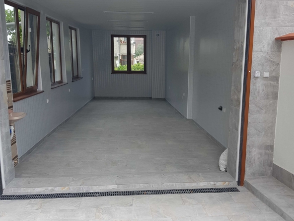 Дава се под наем Гараж / Паркомясто в Варна, Аспарухово - 40 кв.м за 204 € - Снимка #1