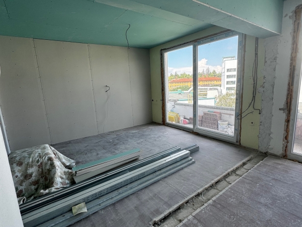 Четиристаен апартамент в Пещера - 140 кв.м за 786 €/кв.м - Снимка #1