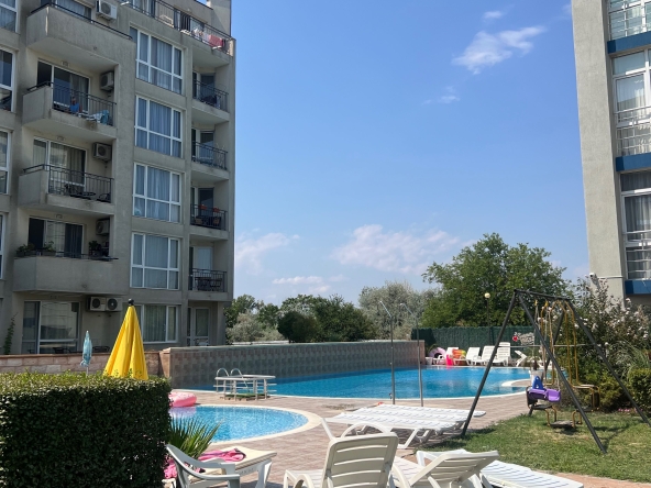 Двустаен апартамент в к.к. Слънчев бряг - 62 кв.м за 1186 €/кв.м - Снимка #1