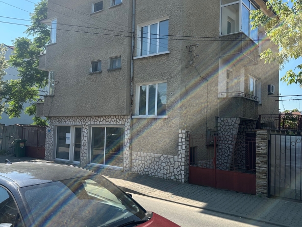 Къща в Свиленград - 459 кв.м за 833 €/кв.м - Снимка #1