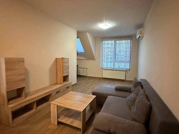 Дава се под наем Двустаен апартамент в София, Хиподрума - 75 кв.м за 614 € - Снимка #1