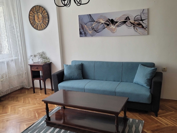 Дава се под наем Тристаен апартамент в София, Борово - 98 кв.м за 780 € - Снимка #1