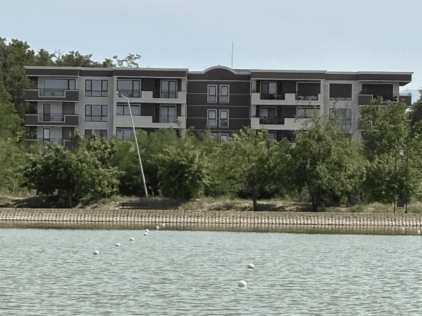 Дава се под наем Тристаен апартамент в Пловдив, Христо Смирненски - 120 кв.м за 999 € - Снимка #1