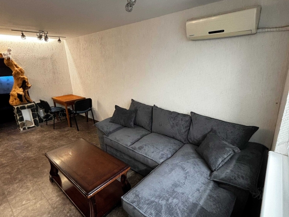 Дава се под наем Двустаен апартамент в Варна, Център - 55 кв.м за 500 € - Снимка #1