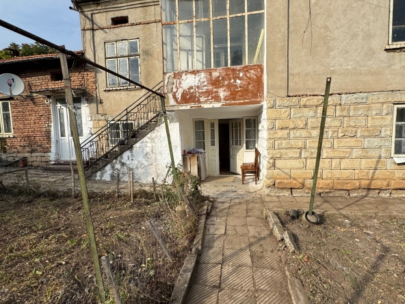 Къща в Лозница - 45 кв.м за 934 €/кв.м - Снимка #1